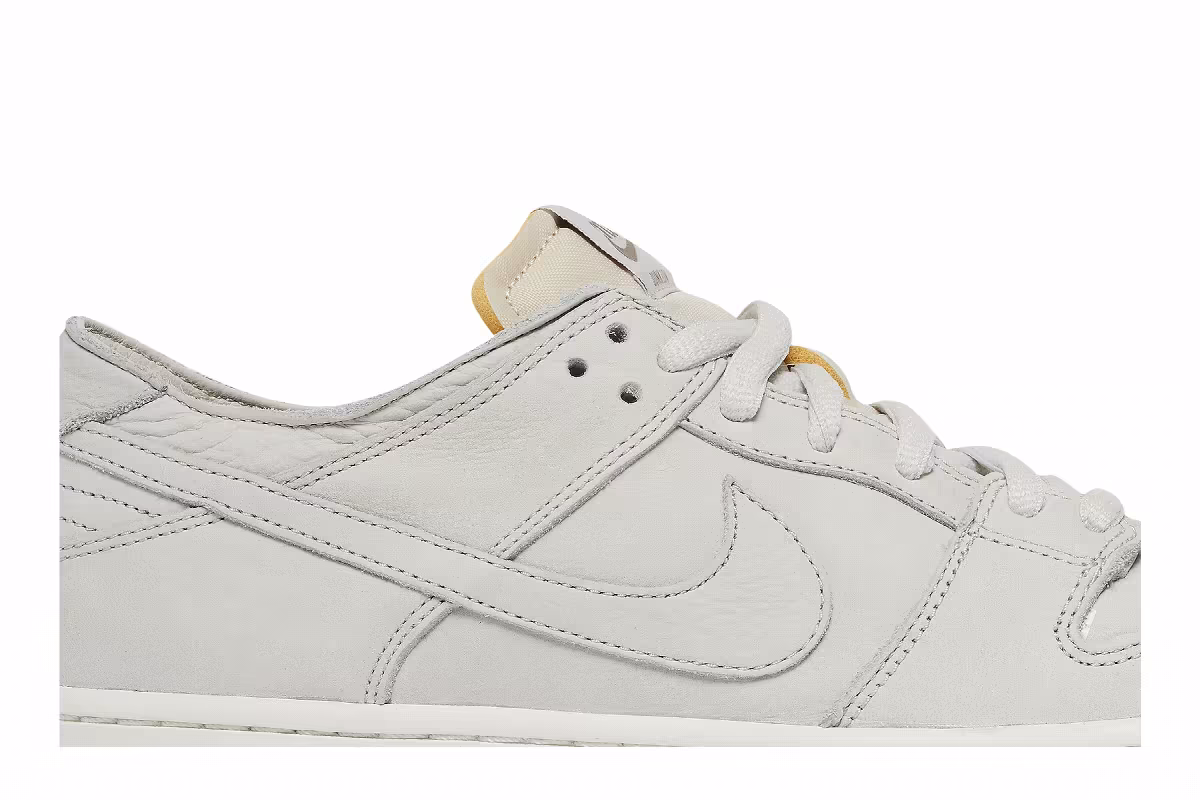 Nike Dunk Low Pro Decon SB Light Bone, view 3