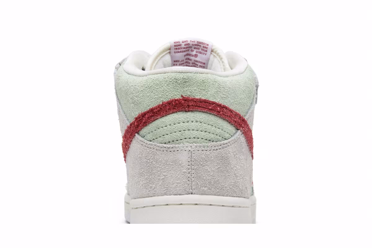 Nike SB Dunk Mid White Widow, view 8