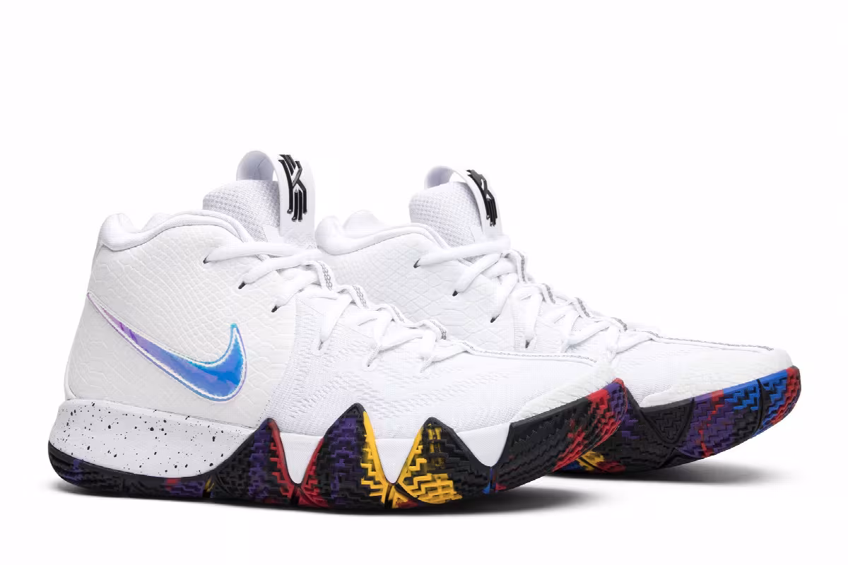 Nike Kyrie 4 NCAA Tournament, view 9