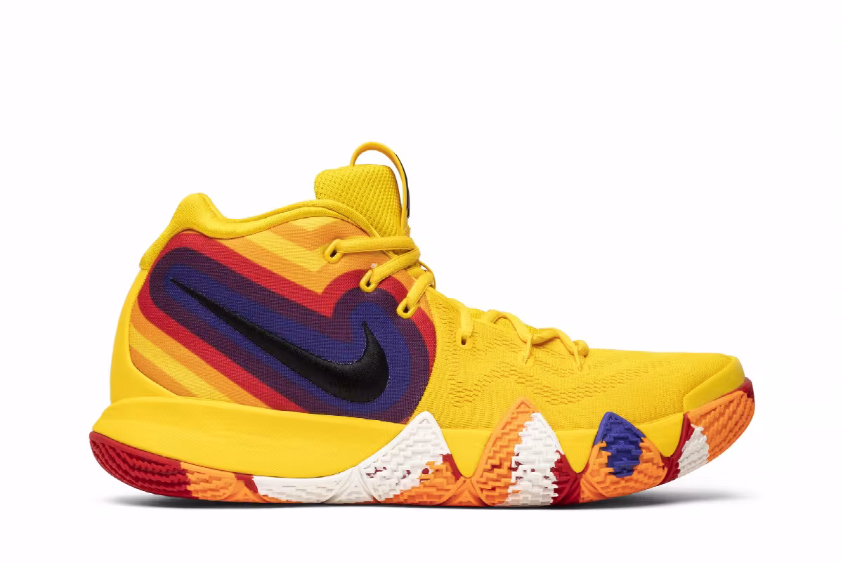 Nike Kyrie 4 70s, view 2