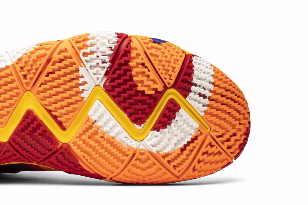 Nike Kyrie 4 70s, view 6