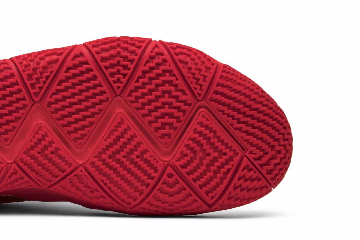 Nike Kyrie 4 Red Carpet, view 6