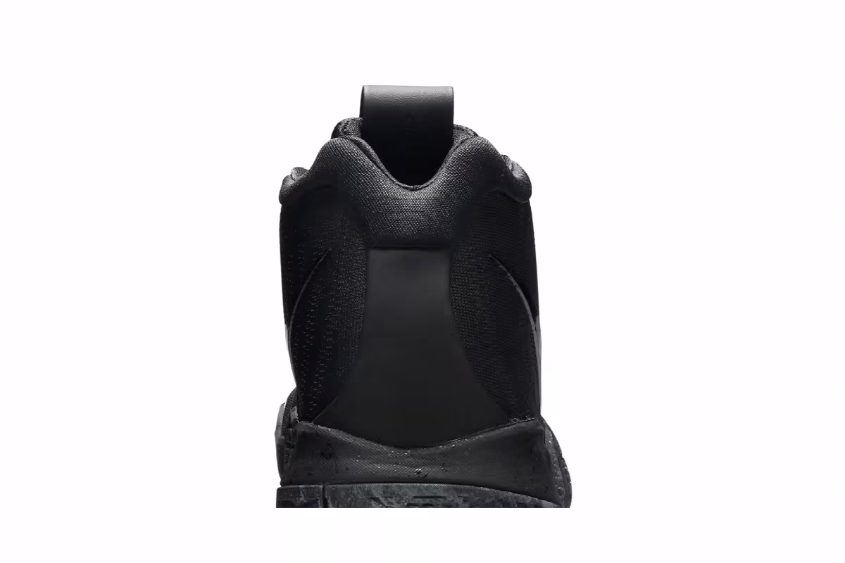 Nike Kyrie 4 Blackout, view 8