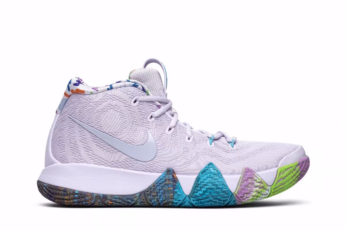 Nike Kyrie 4 90s, view 2