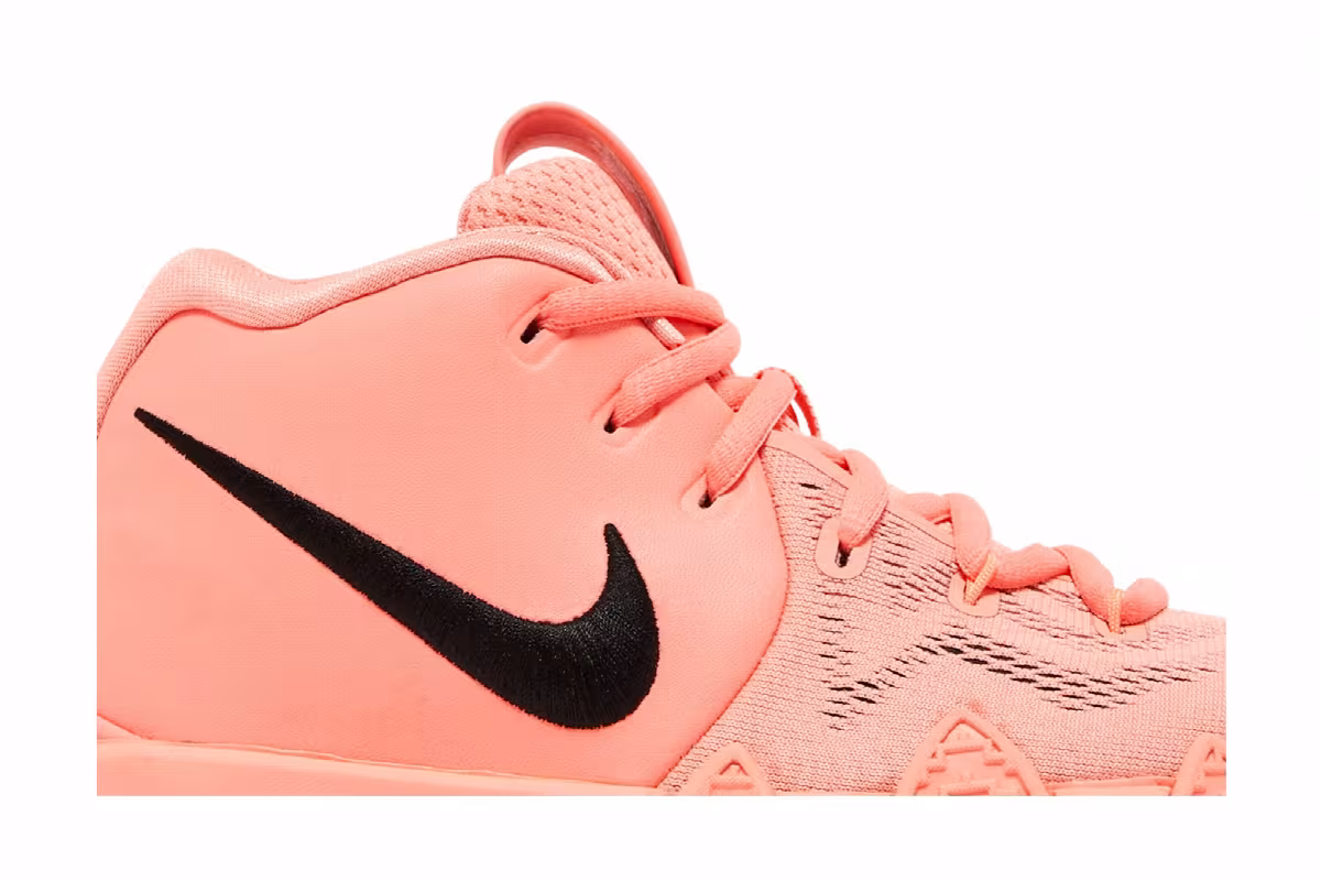 Nike Kyrie 4 GS Atomic Pink, view 3