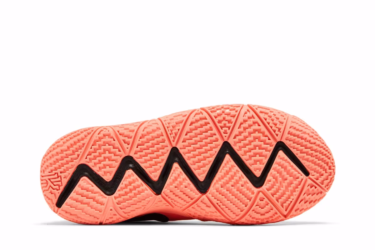 Nike Kyrie 4 GS Atomic Pink, view 5