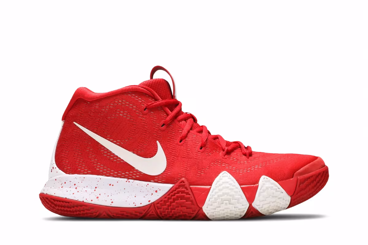 Nike Kyrie 4 University Red, view 2