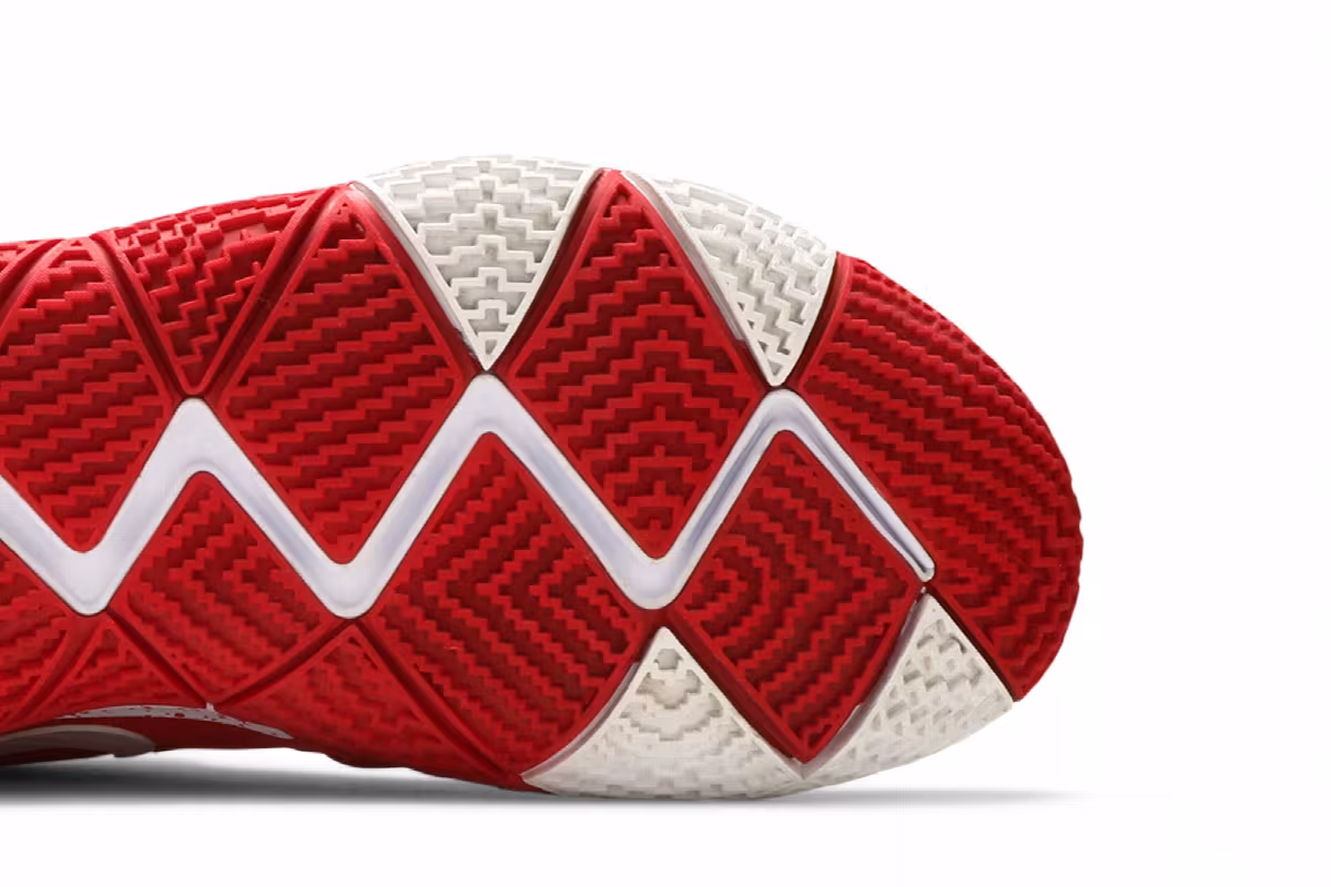 Nike Kyrie 4 University Red, view 6