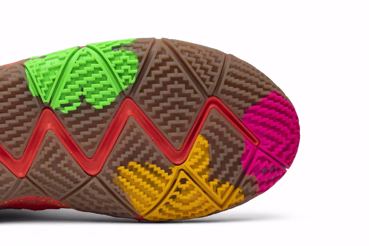 Nike Kyrie 4 GS Lucky Charms, view 6
