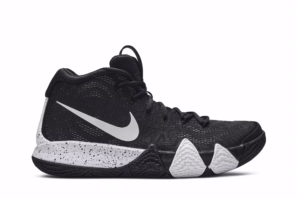 Nike Kyrie 4 Black, view 2