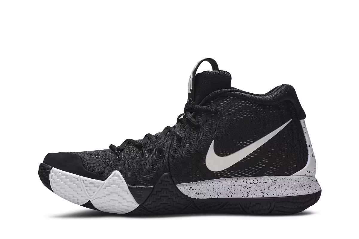 Nike Kyrie 4 Black, view 4