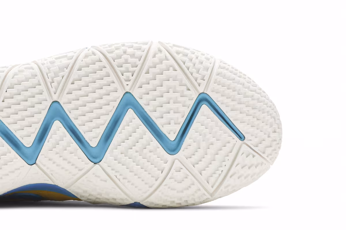 Nike Kyrie 4 GS Kix, view 6