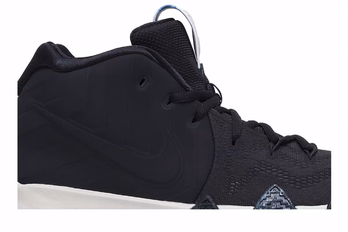 Nike Kyrie 4 N7 Standing Rock, view 3