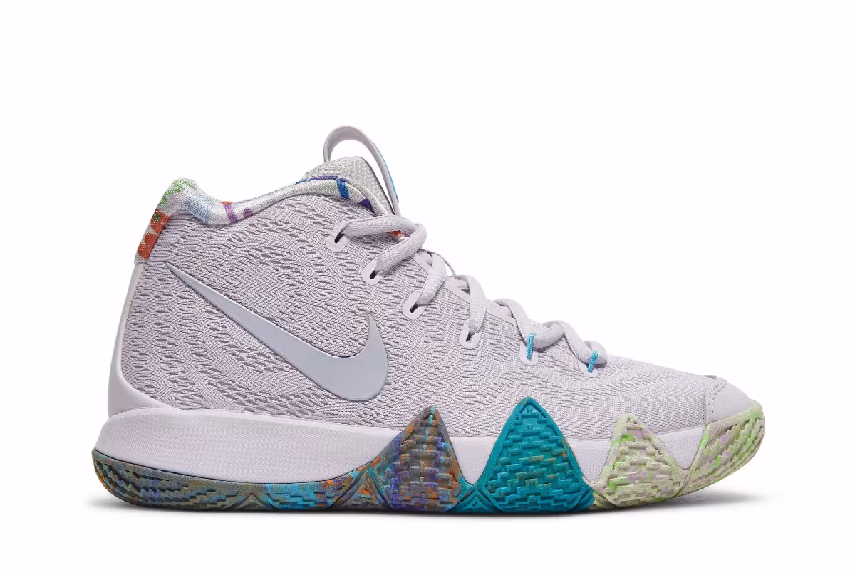 Nike Kyrie 4 GS 90s, view 2