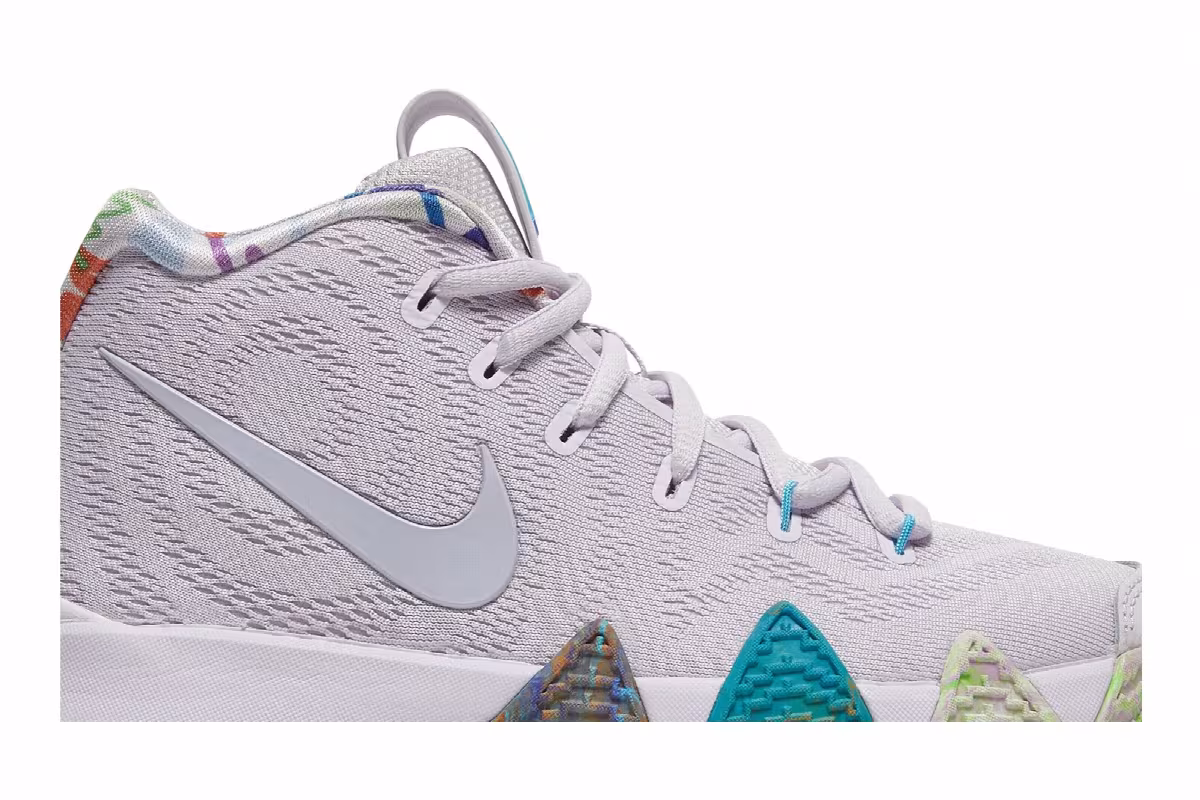 Nike Kyrie 4 GS 90s, view 3