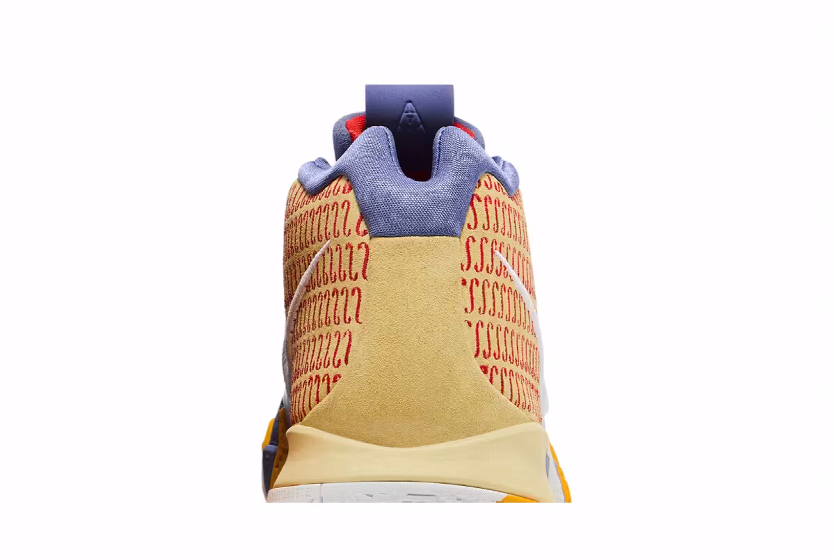 Nike Kyrie 4 PE London, view 8