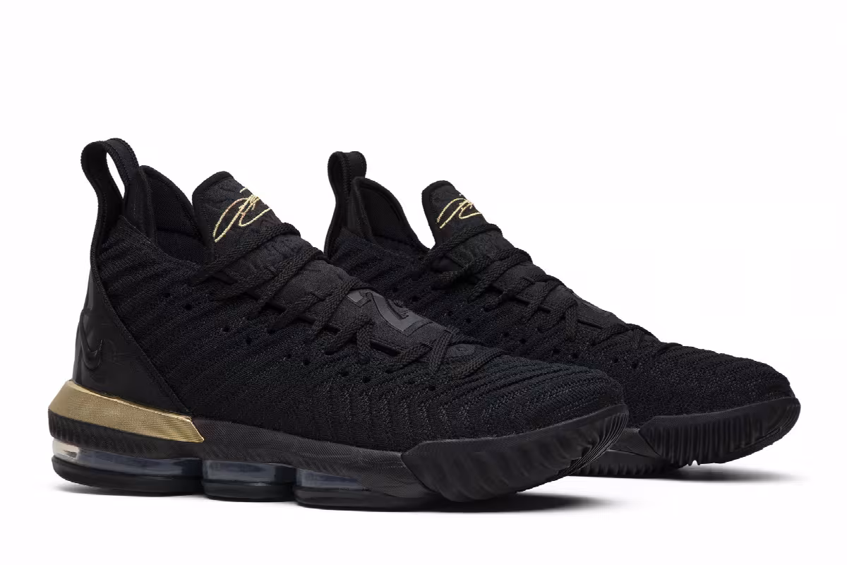 Nike LeBron 16 I'm King, view 9