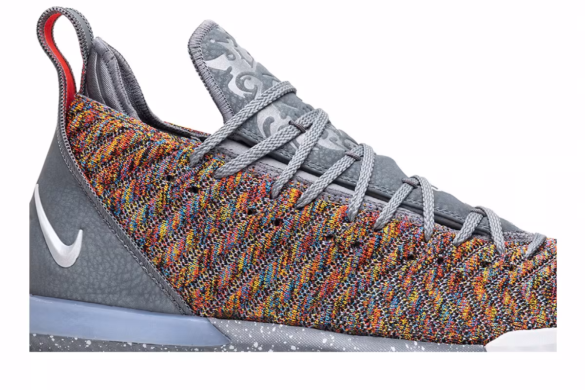 Nike LeBron 16 20 20, view 3