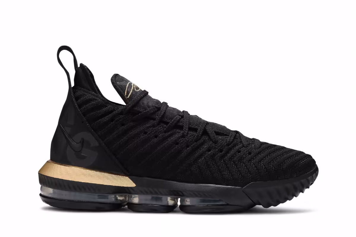 Nike LeBron 16 EP I'm King, view 2