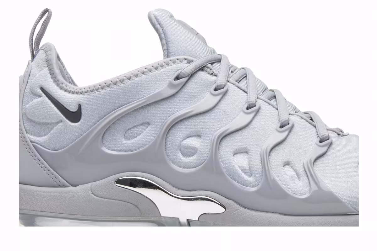 Nike Air VaporMax Plus Wolf Grey 2018, view 3