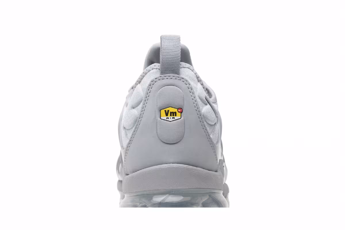 Nike Air VaporMax Plus Wolf Grey 2018, view 8