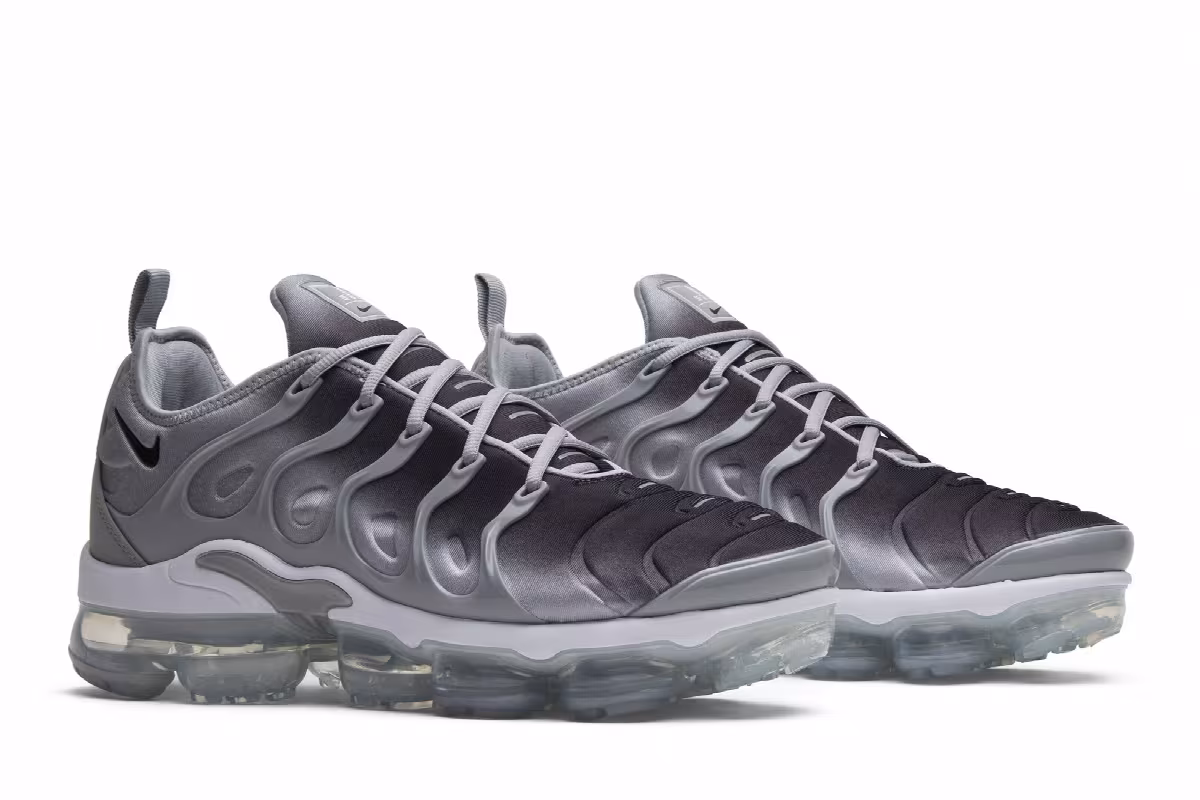 Nike Air VaporMax Plus Silver Gradient, view 9
