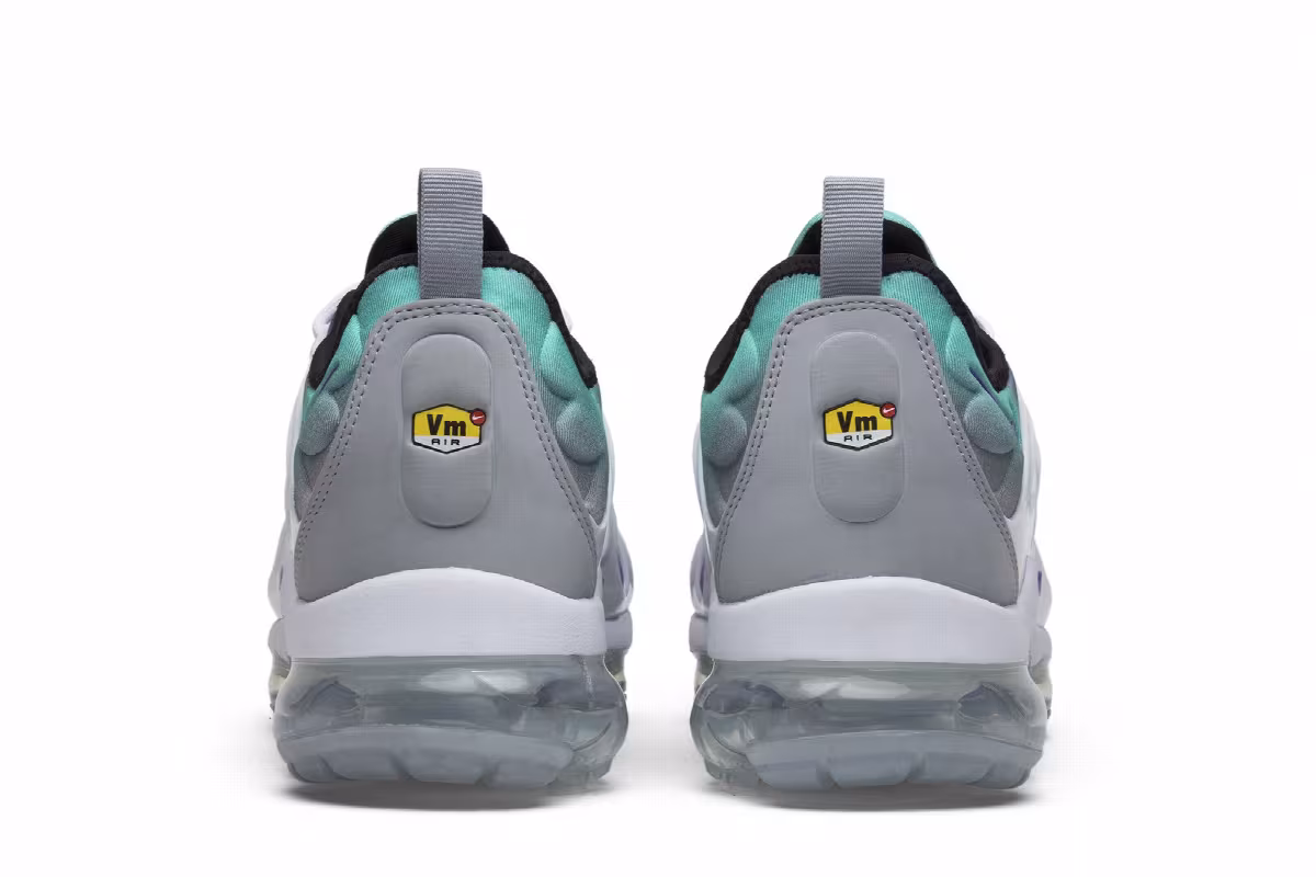 Nike Air VaporMax Plus Grape, view 7