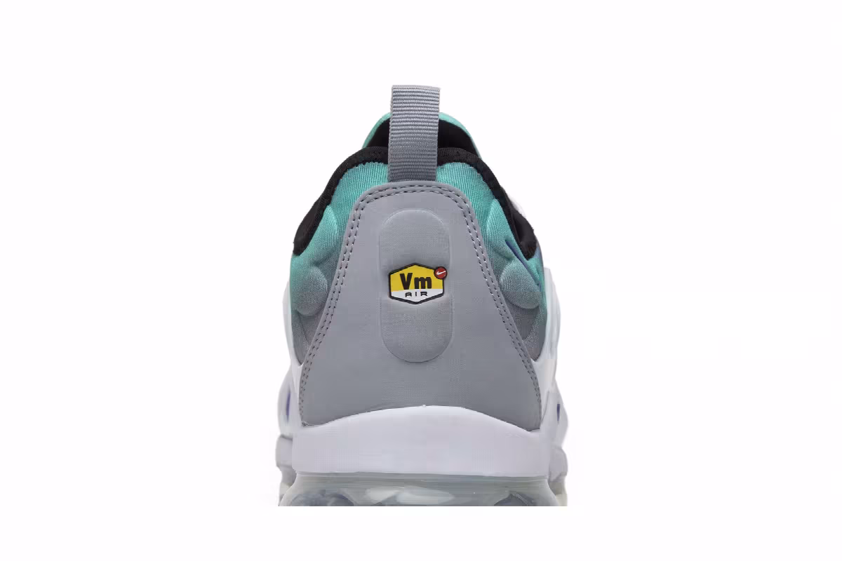 Nike Air VaporMax Plus Grape, view 8
