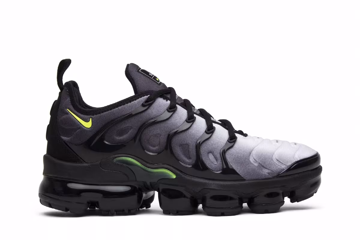 Nike Air VaporMax Plus Neon 95, view 2
