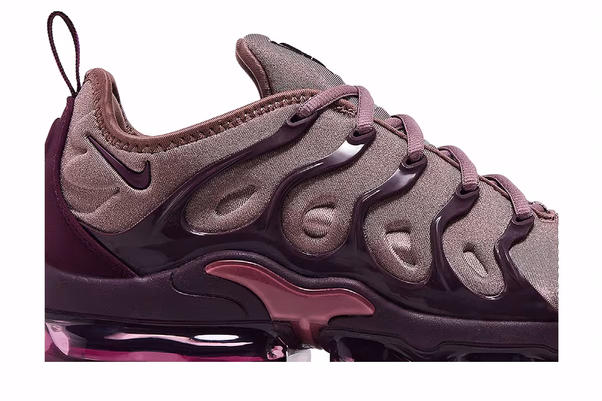 Nike Women's VaporMax Plus Smokey Mauve, view 3