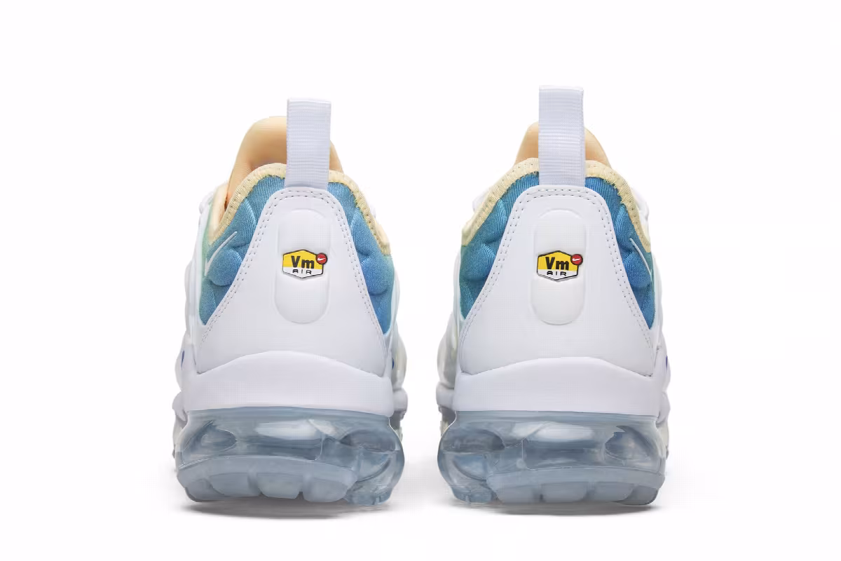 Nike Women's Air VaporMax Plus Rainbow, view 7