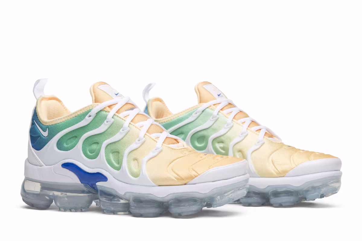Nike Women's Air VaporMax Plus Rainbow, view 9