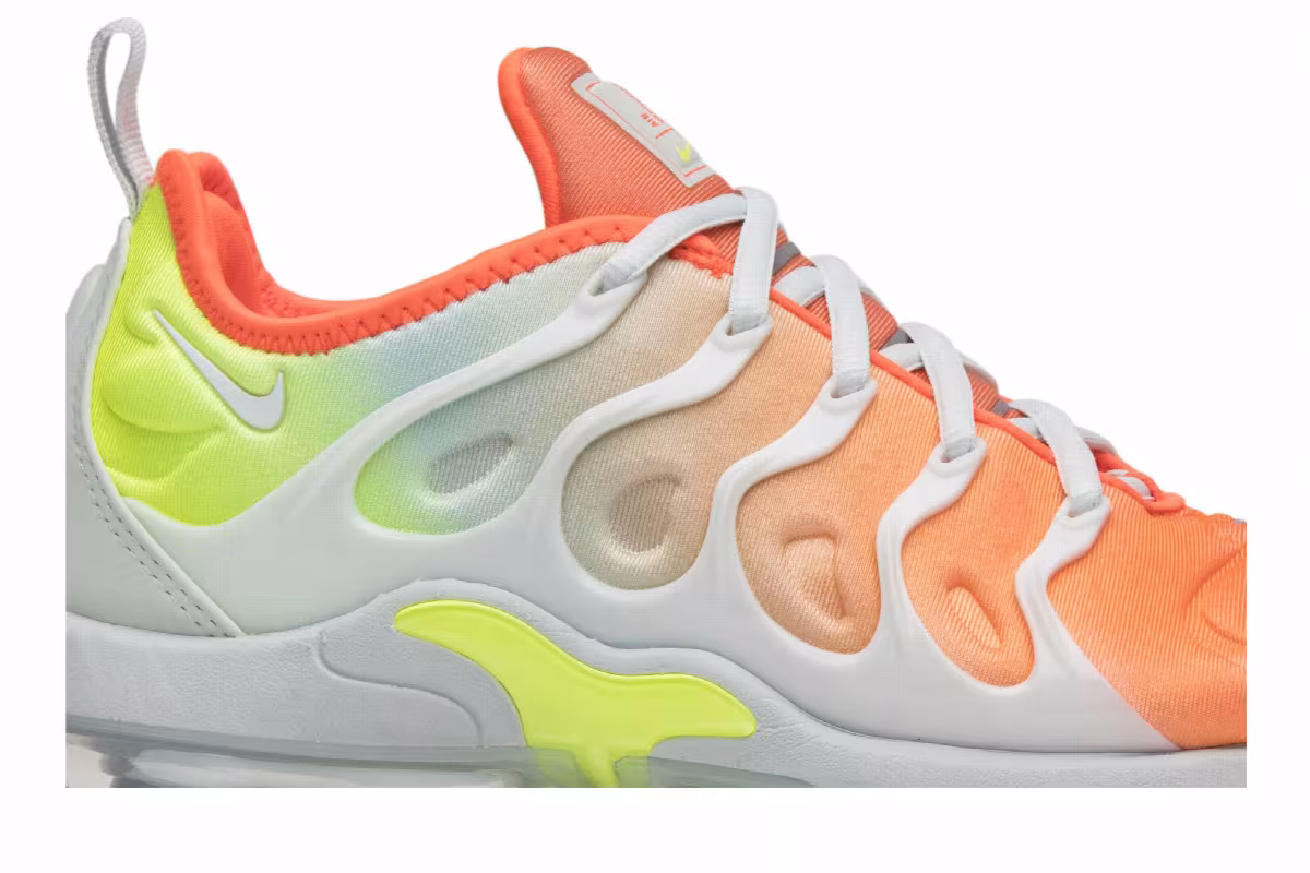 Nike Women's Air VaporMax Plus Reverse Sunset, view 3