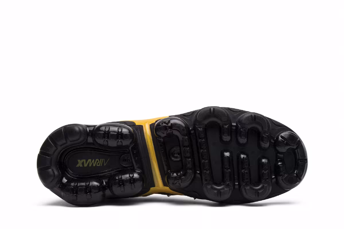 Nike Women's Air VaporMax Plus Sherbet, view 5