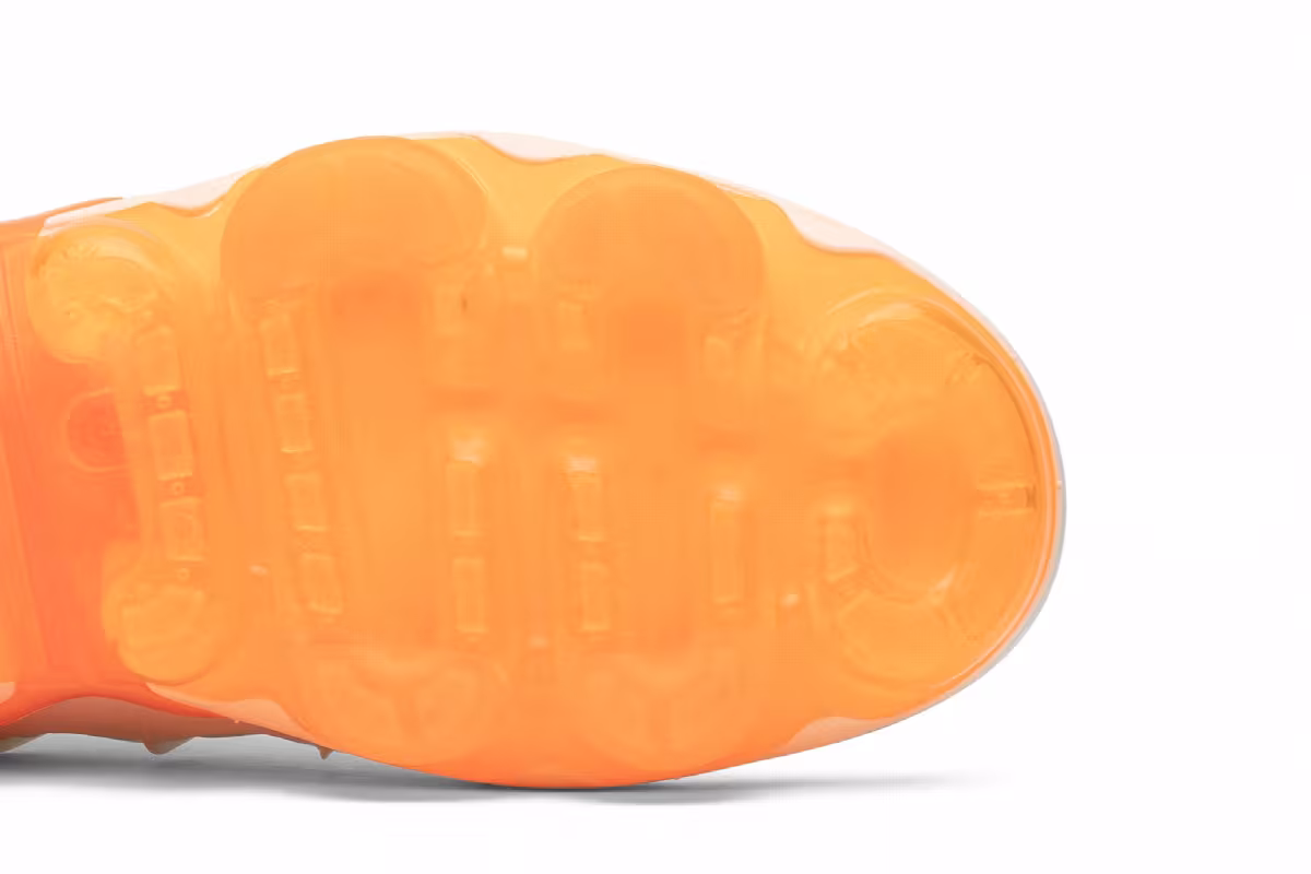 Nike Women's Air Vapormax Plus Creamsicle, view 6
