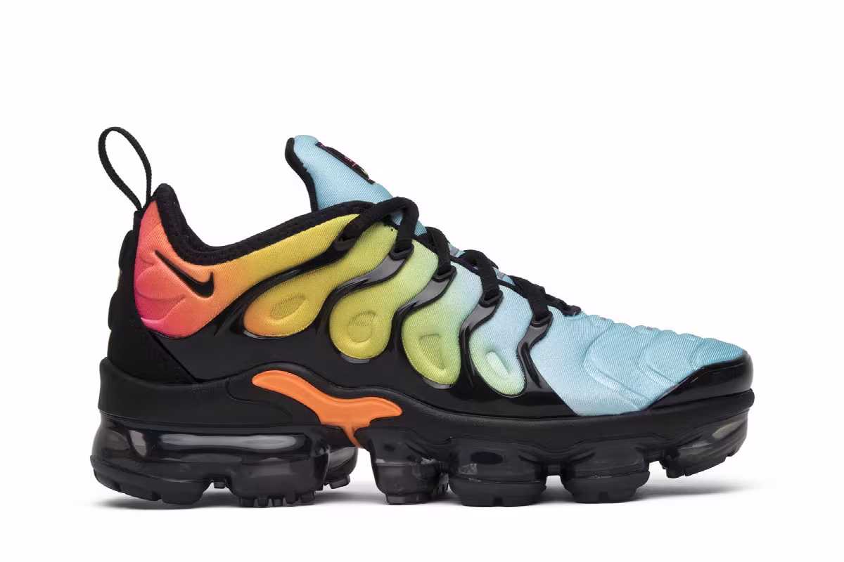 Nike Women's Air VaporMax Plus Tropical Sunset, view 2
