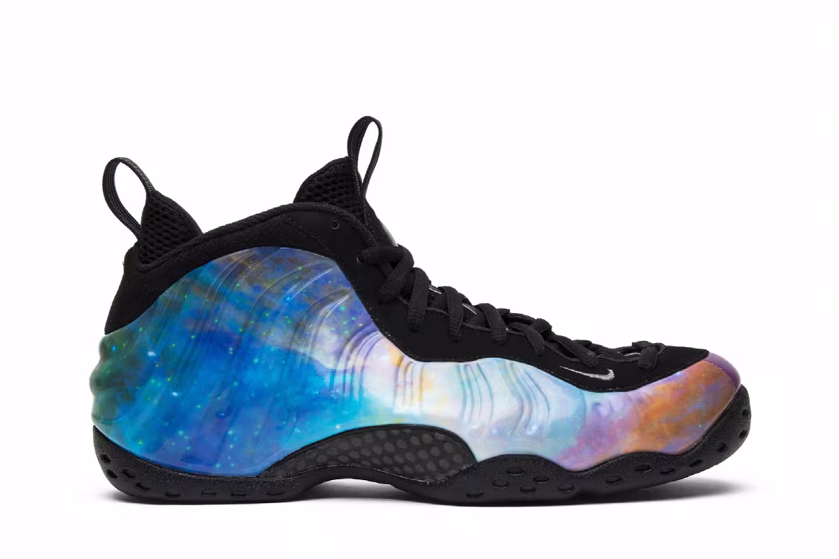 Nike Air Foamposite One XX QS Alternate Galaxy, view 2