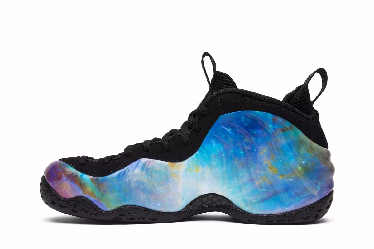 Nike Air Foamposite One XX QS Alternate Galaxy, view 4