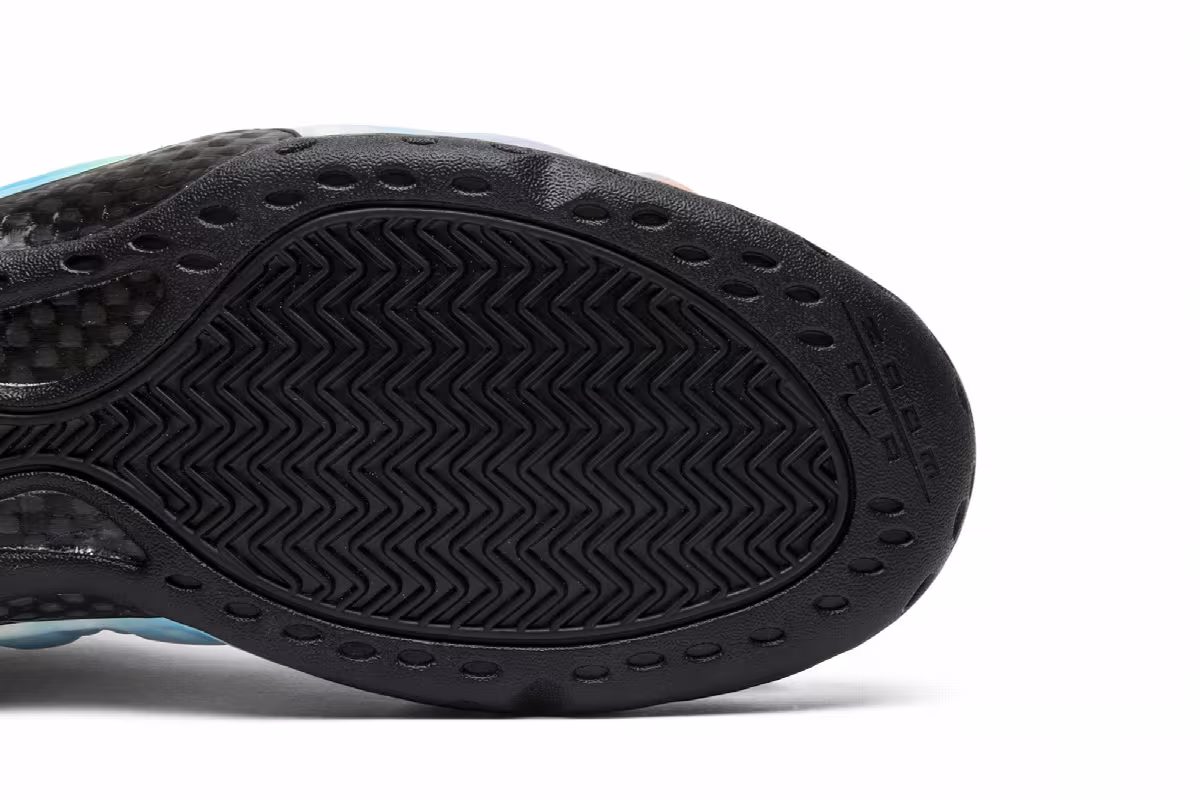 Nike Air Foamposite One XX QS Alternate Galaxy, view 6