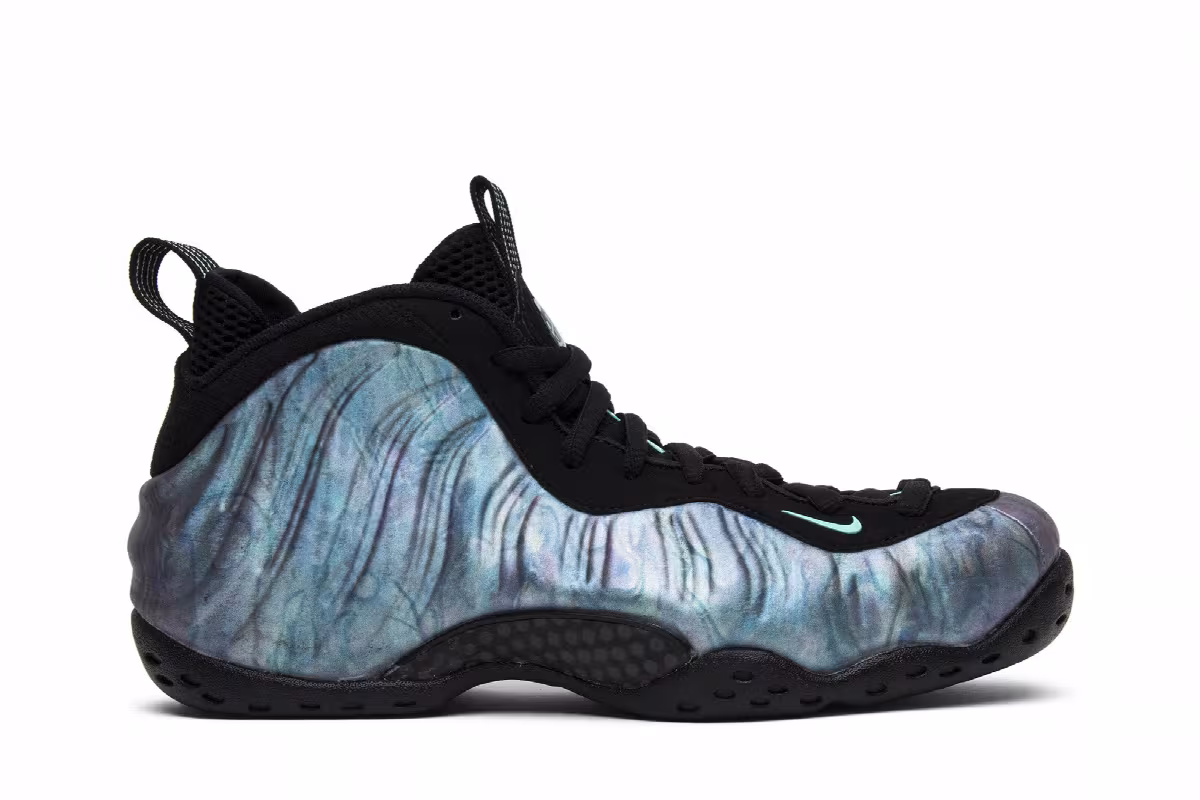 Nike Air Foamposite One Premium Abalone, view 2