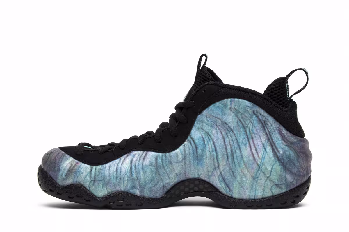 Nike Air Foamposite One Premium Abalone, view 4