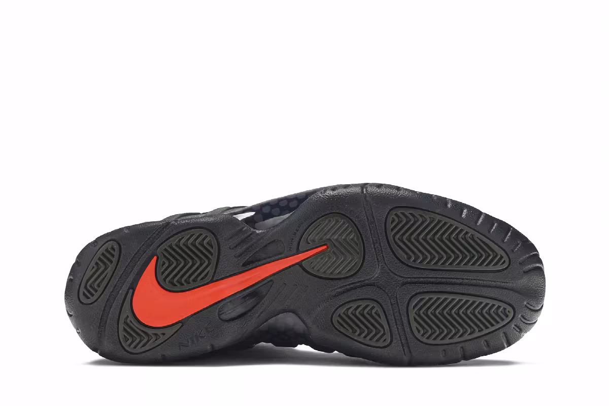 Nike Air Foamposite Pro GS Sequoia, view 5