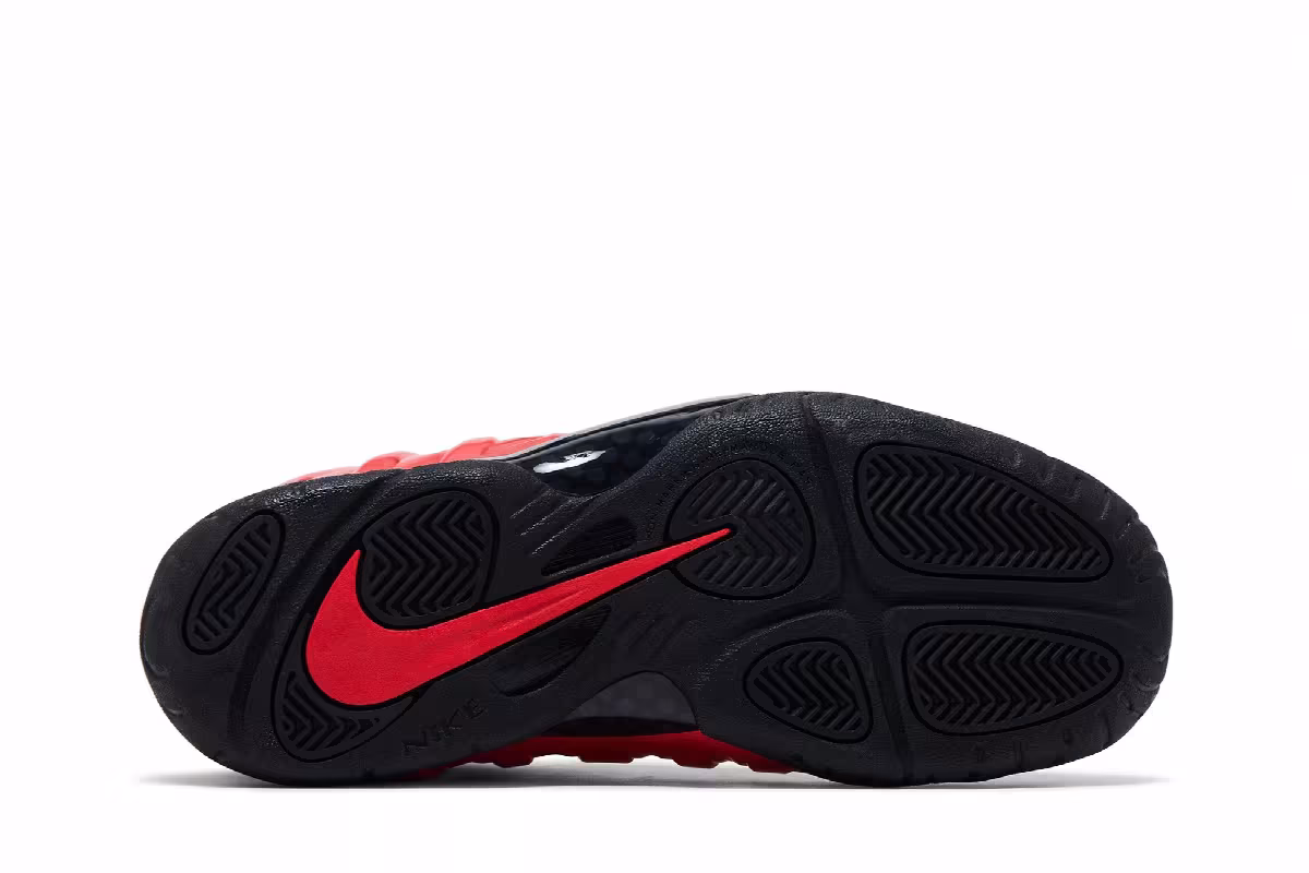 Nike Air Foamposite One GS Habanero, view 5