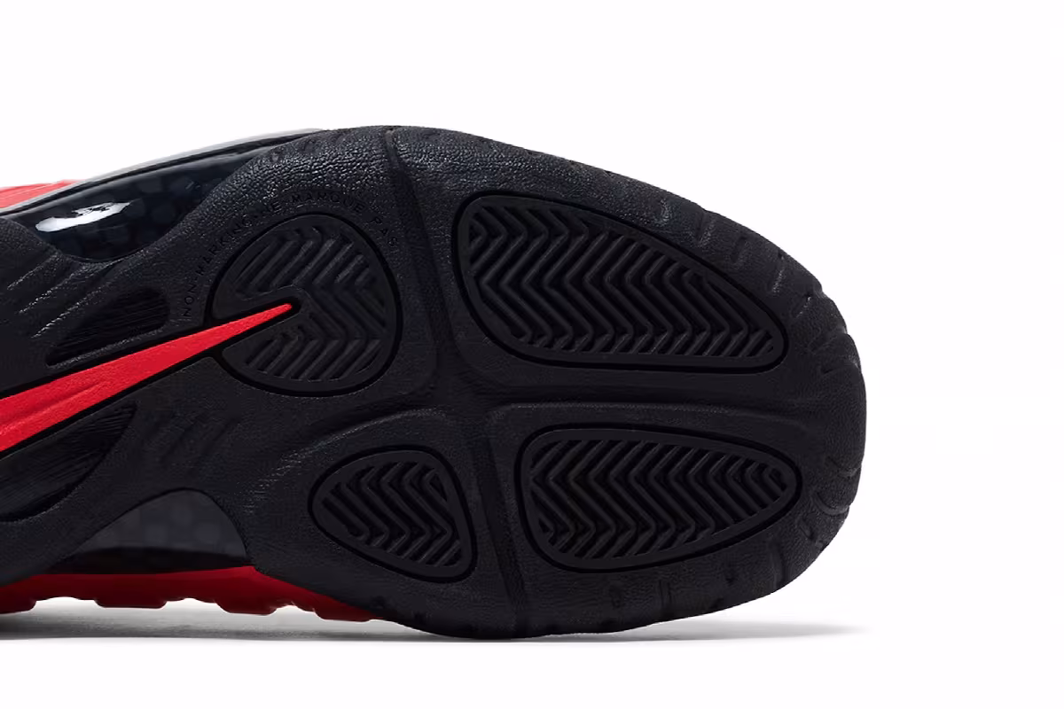Nike Air Foamposite One GS Habanero, view 6