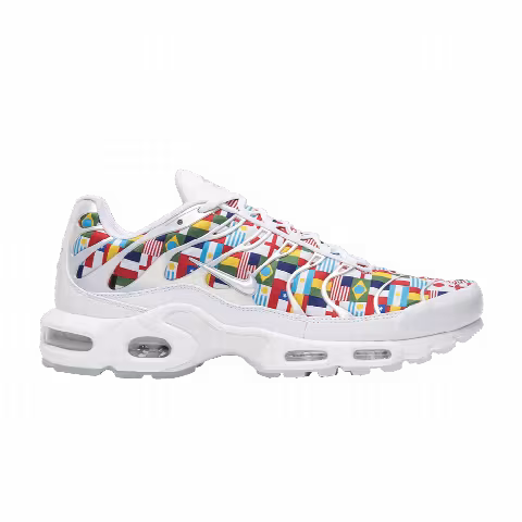 Nike Air Max Plus 'International Flag'