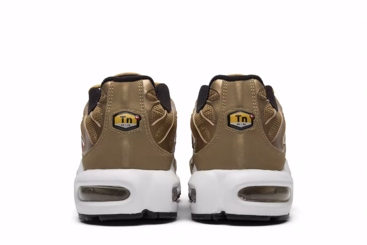 Nike Air Max Plus QS Metallic Gold, view 7
