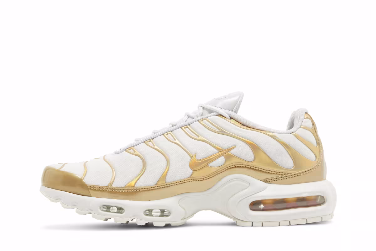 Nike Women's Air Max Plus White Gold, view 4
