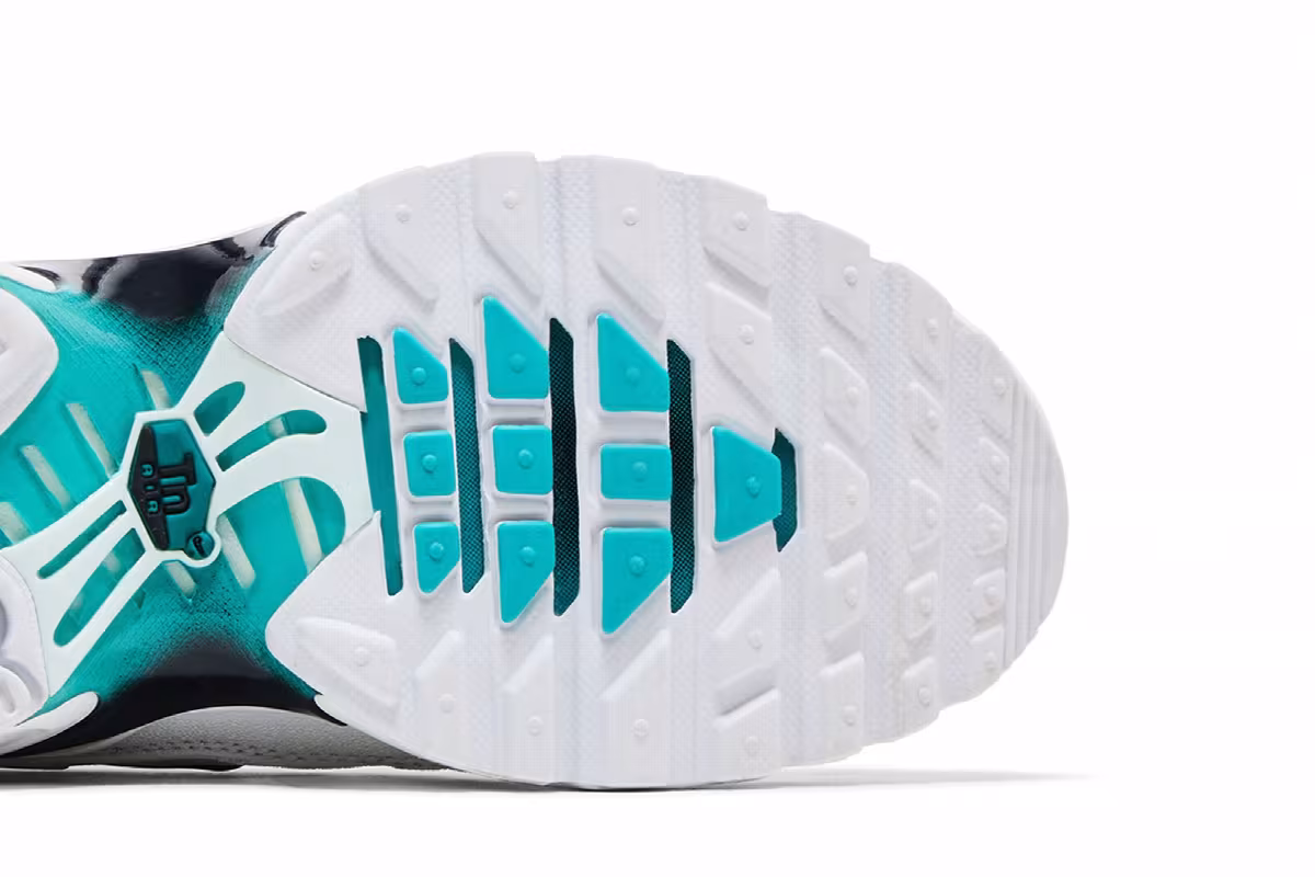 Nike Air Max Plus BG Dusty Cactus, view 6
