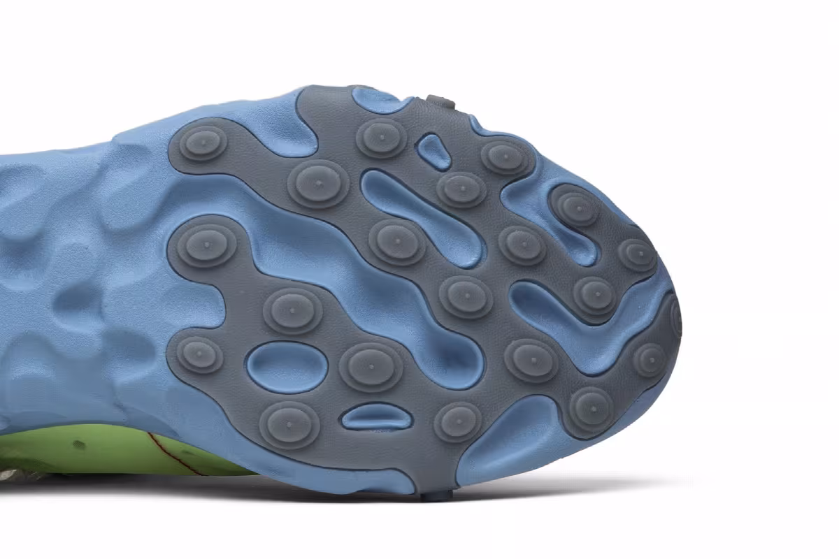 Undercover x Nike React Element 87 Volt, view 6