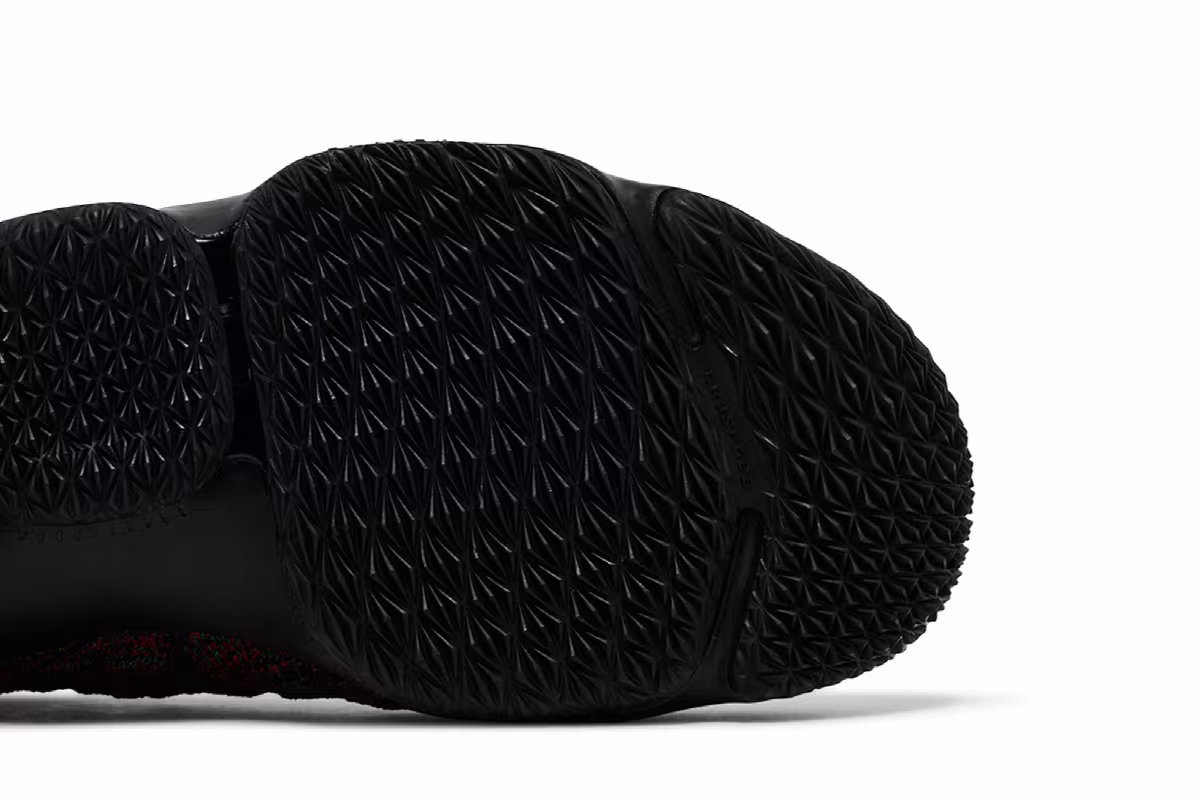 Nike LeBron 15 BHM, view 6